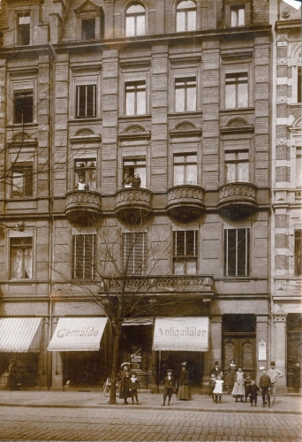 Kunst- und Antiquitätengeschäft von Therese und Gustav Lübcke in Düsseldorf, Kaiser-Wilhelm-Straße 18, Bildbearbeitung © Heinz Feußner, Hamm